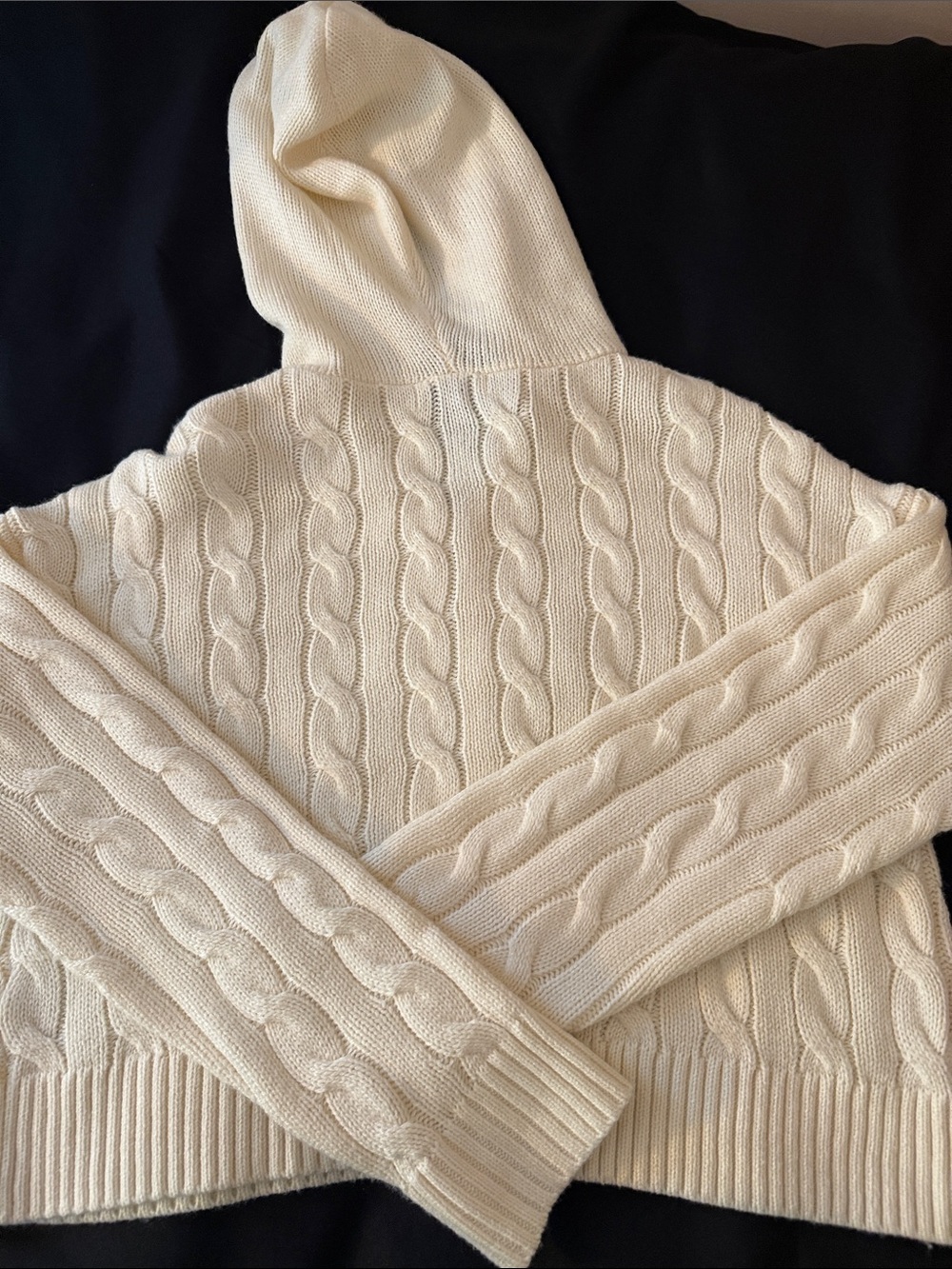 SO Cream Cable-Knit Hooded Zip Cardigan Size M - Picture 5 of 7